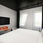 Tribe Budapest Airport 4*