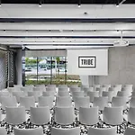Tribe Budapest Airport 베체스