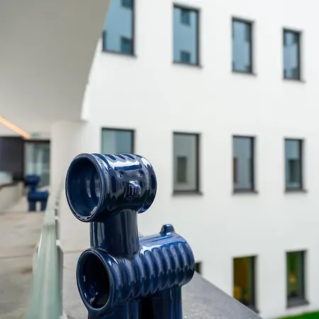 Tribe Budapest Airport ホテル 4*