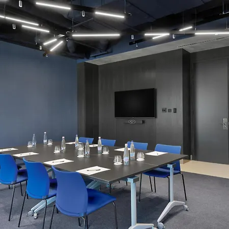 Tribe Budapest Airport 4* Vecsés