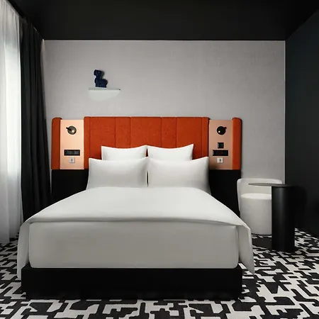 Tribe Budapest Airport ホテル 4*