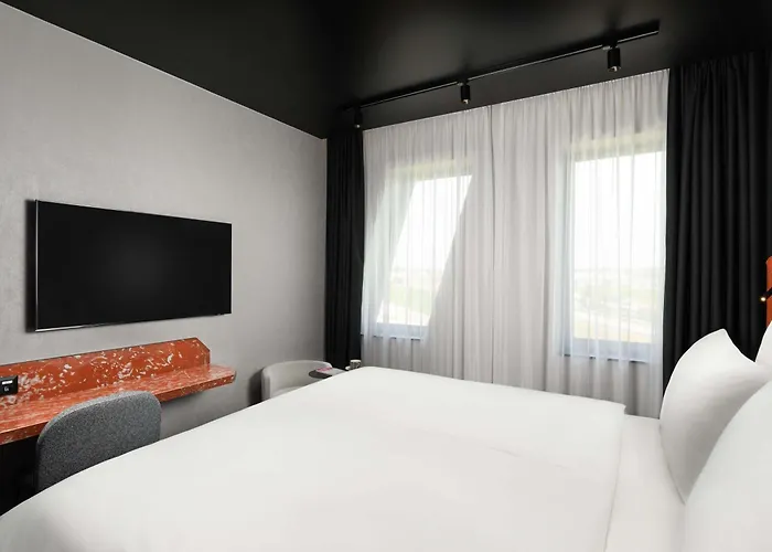 Tribe Budapest Airport 4*