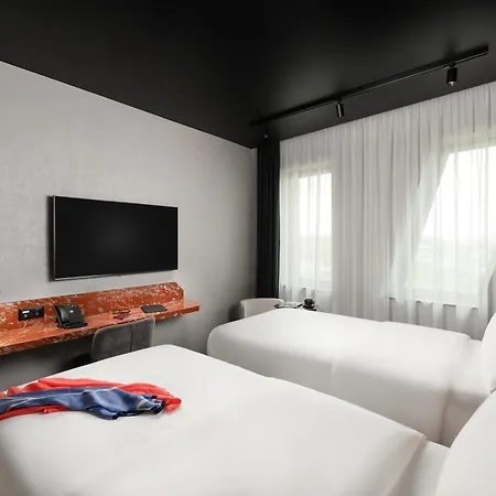 Hotel Tribe Airport Budapest